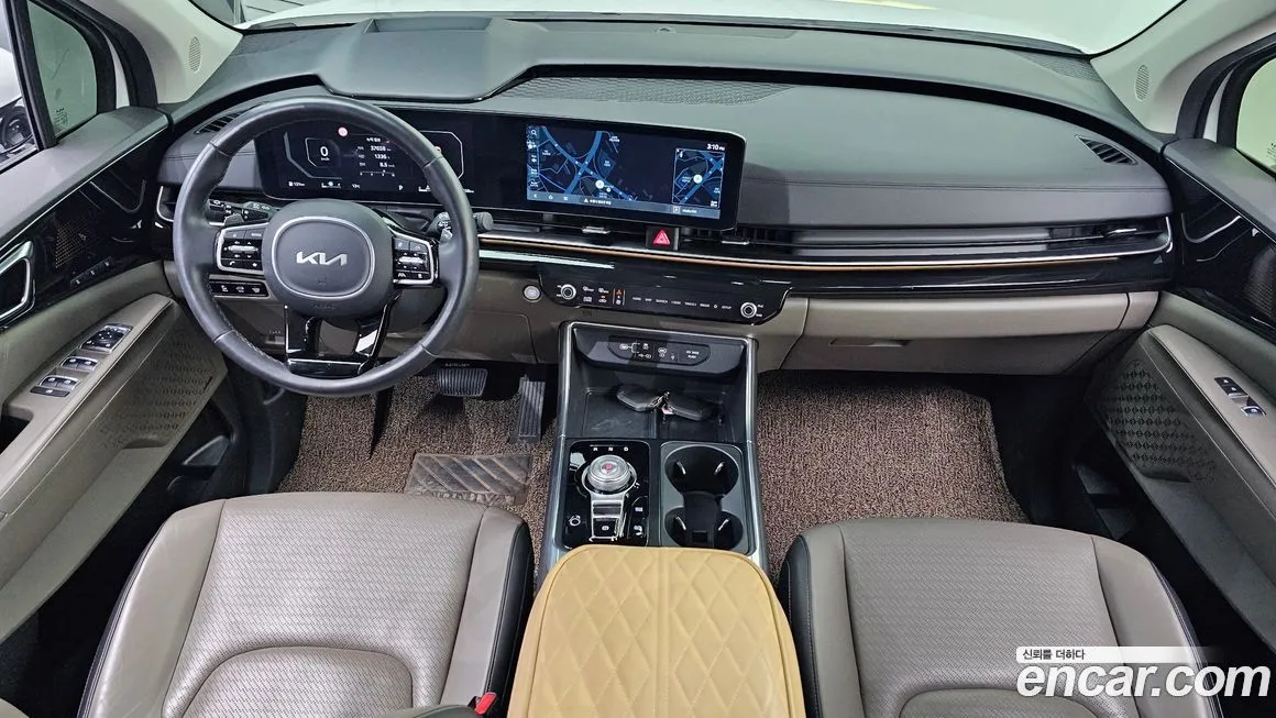 Kia Carnival — фото 10
