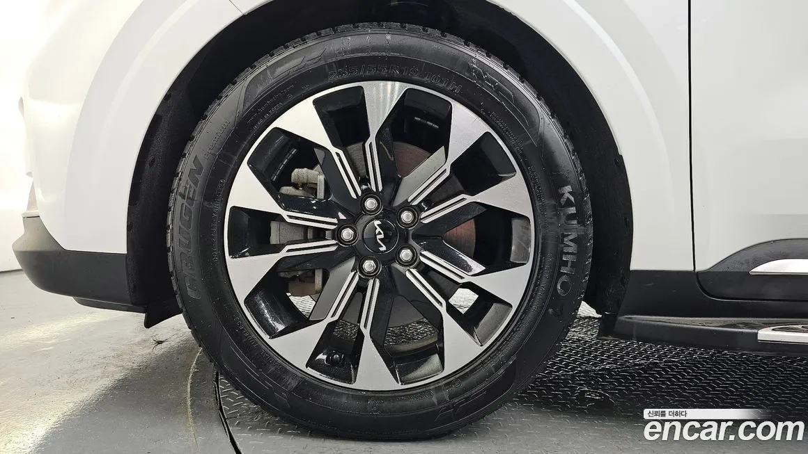 Kia Carnival 2023 из KR, фото 6