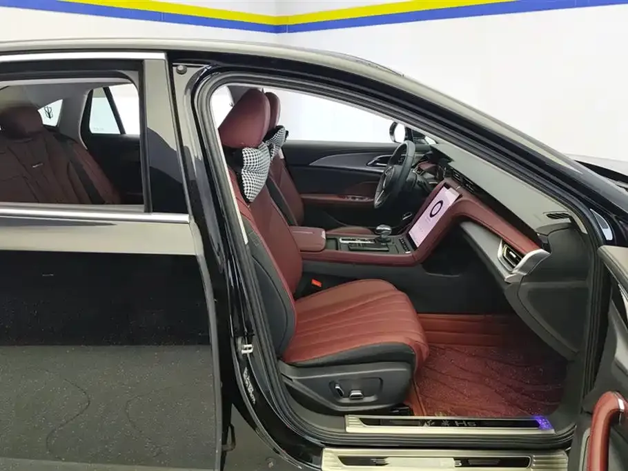 Hongqi H5 2024 из CN, фото 8