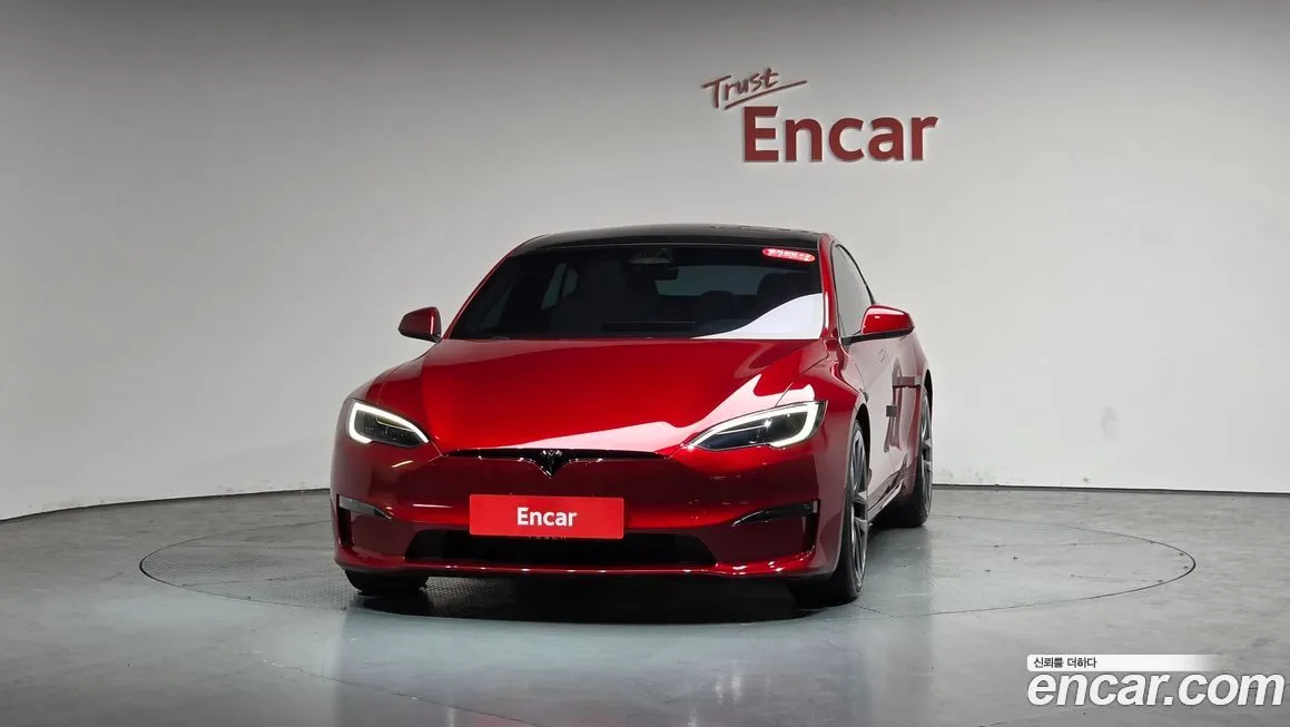 Tesla Model S — фото 2