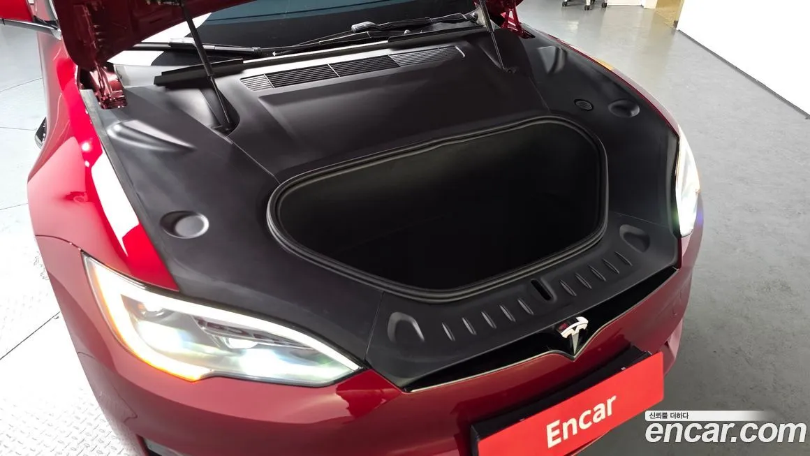 Tesla Model S — фото 10