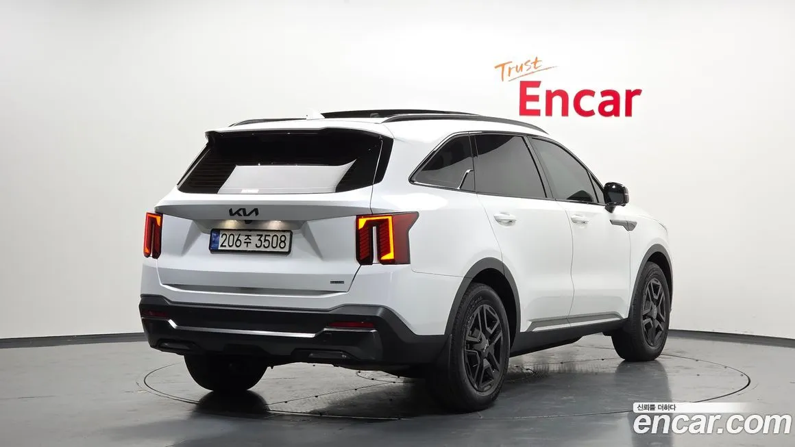 Kia Sorento — фото 3
