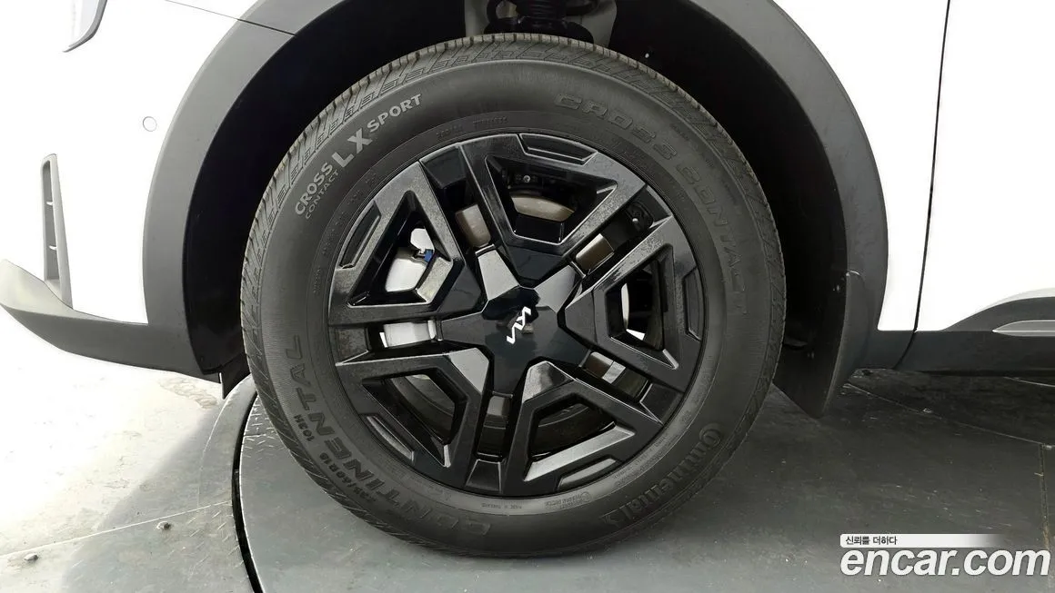 Kia Sorento — фото 8