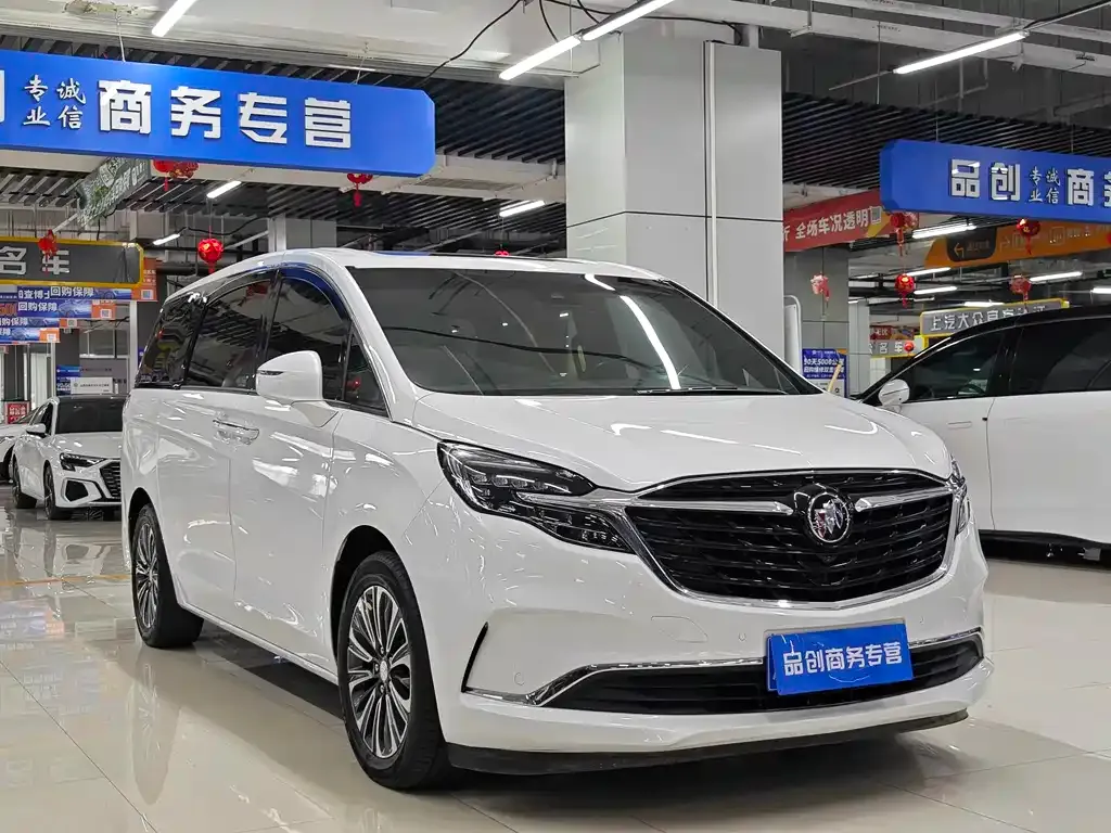 Buick GL8 2022 из CN, фото 10