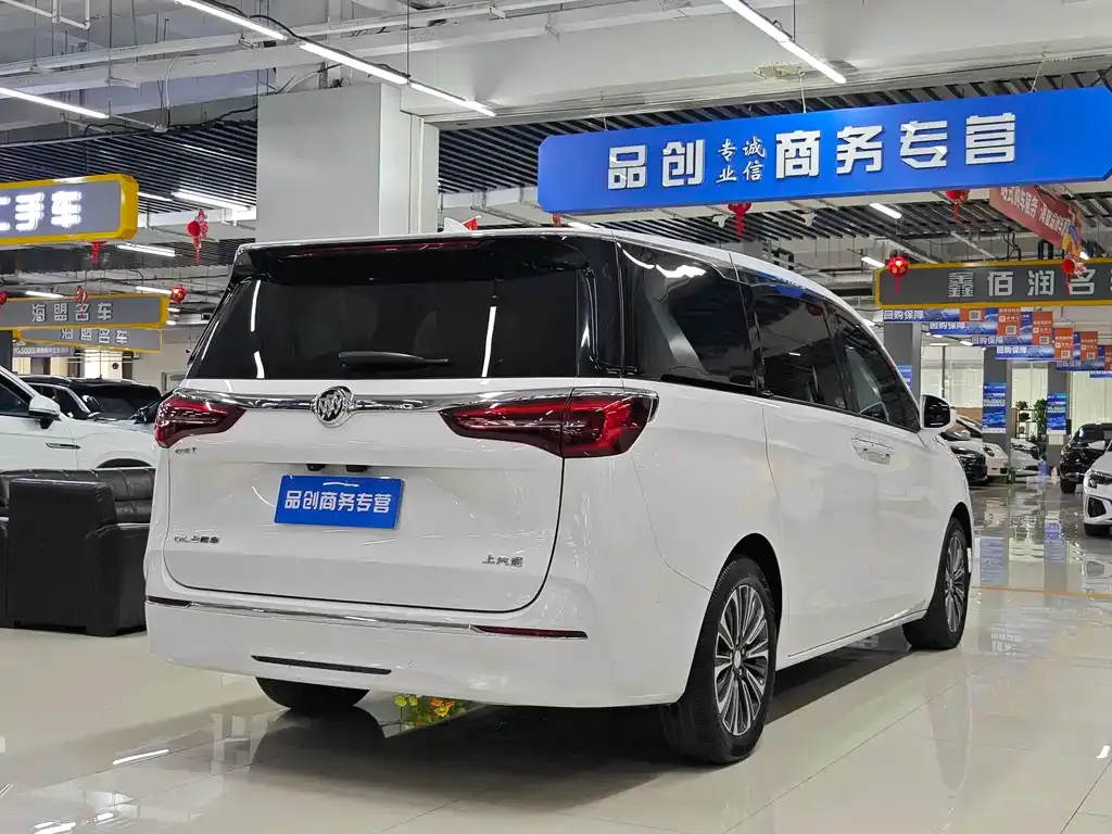 Buick GL8 2022 из CN, фото 6