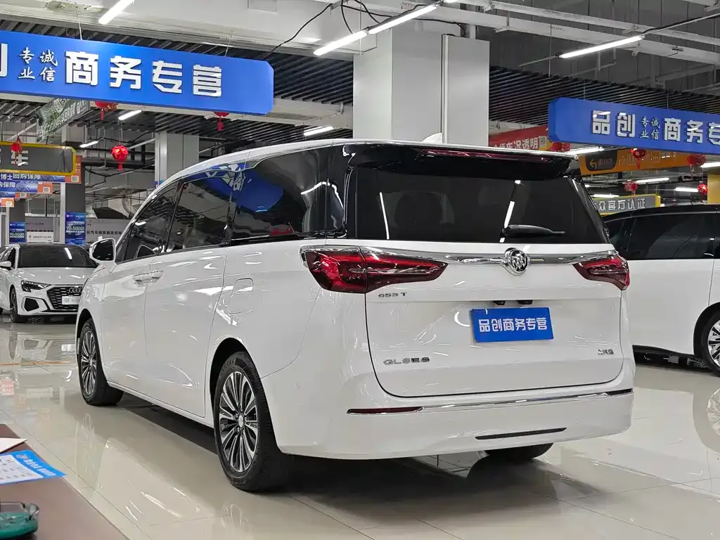 Buick GL8 2022 из CN, фото 7