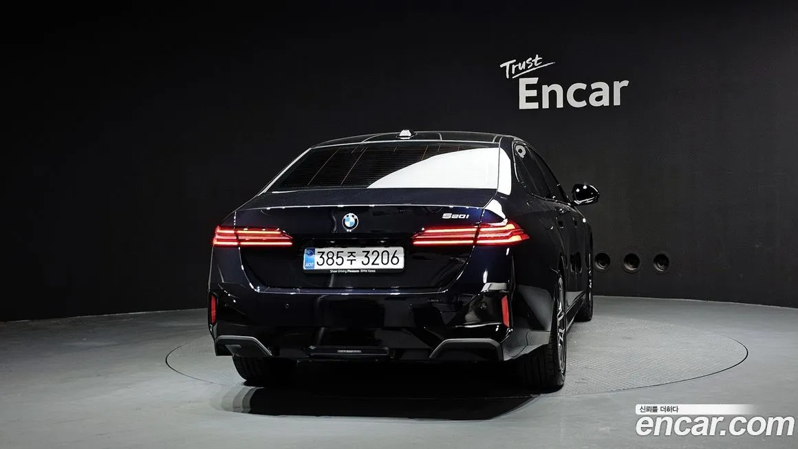 BMW 5-Series 2025 из KR, фото 3