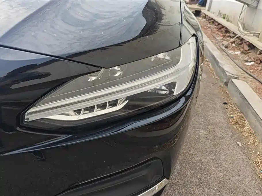 Volvo S90 2023 из CN, фото 4