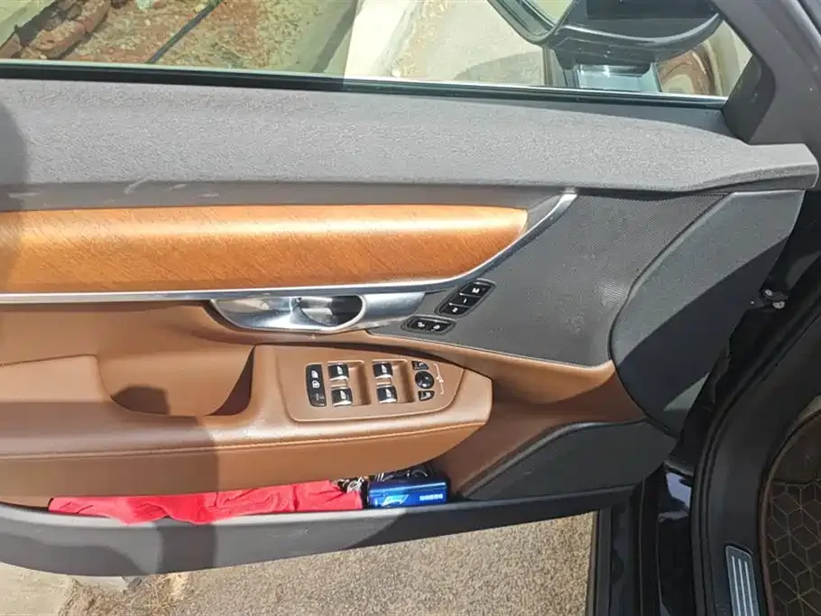 Volvo S90 2023 из CN, фото 3