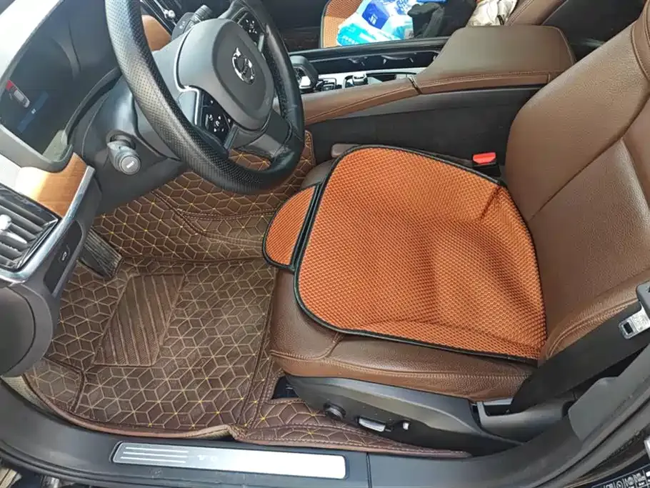 Volvo S90 2023 из CN, фото 8