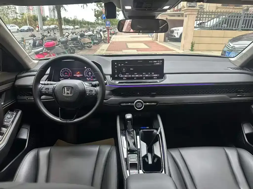 Honda Accord 2024 из CN, фото 9