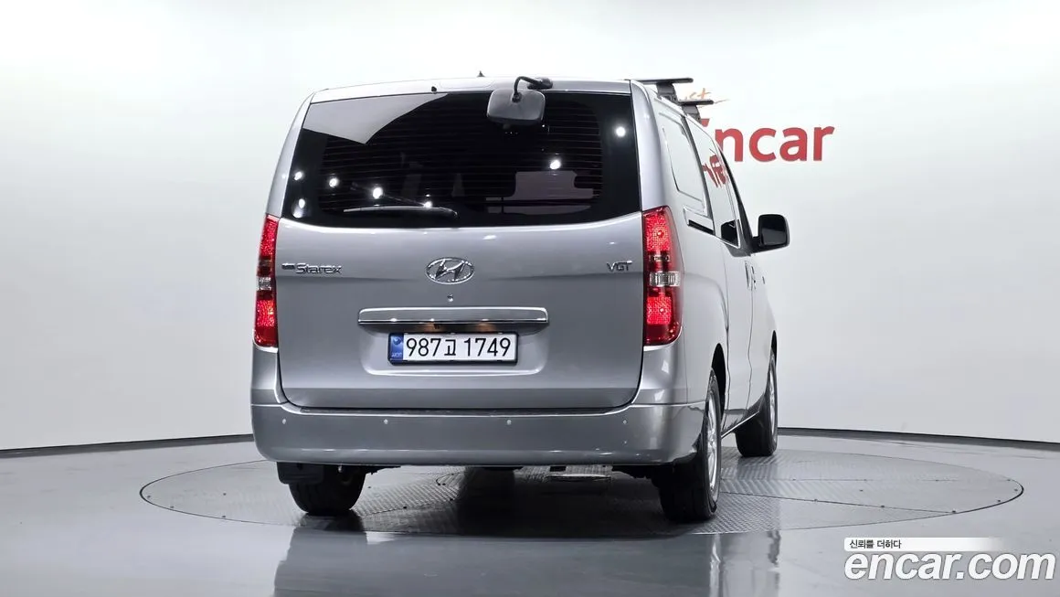 Hyundai Starex — фото 6