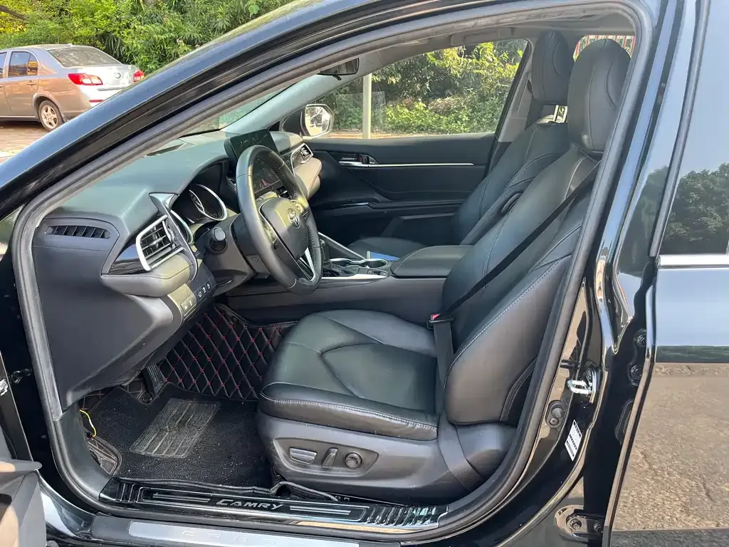 Toyota Camry 2022 из CN, фото 8