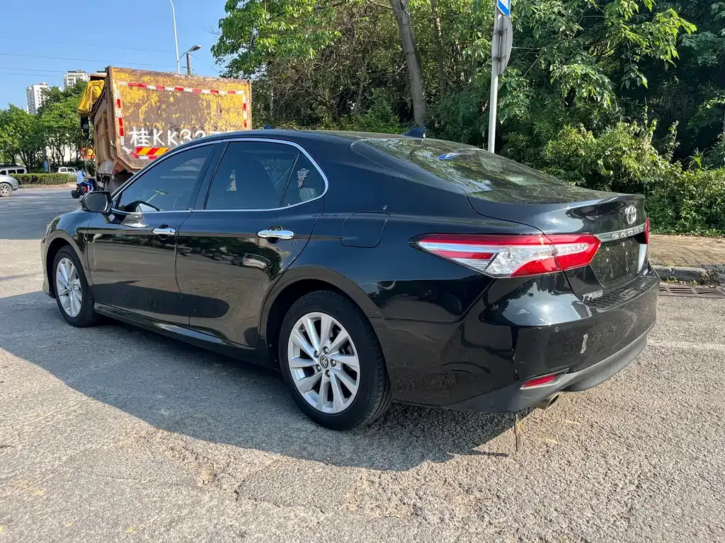 Toyota Camry 2022 из CN, фото 9