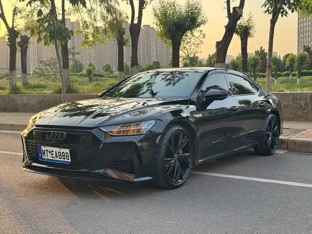 Audi A7L 2023 из CN, фото 1
