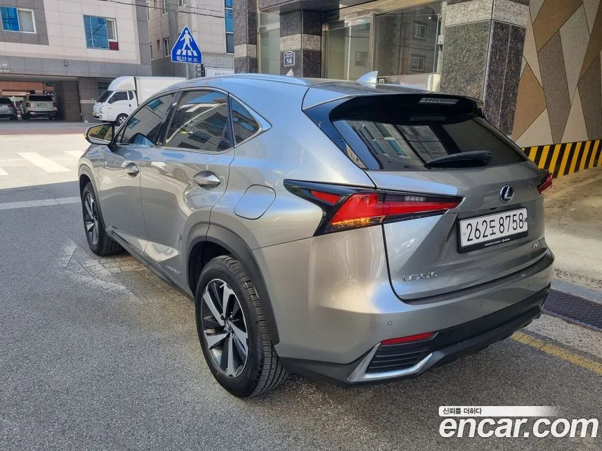 Lexus NX 2021 из KR, фото 8