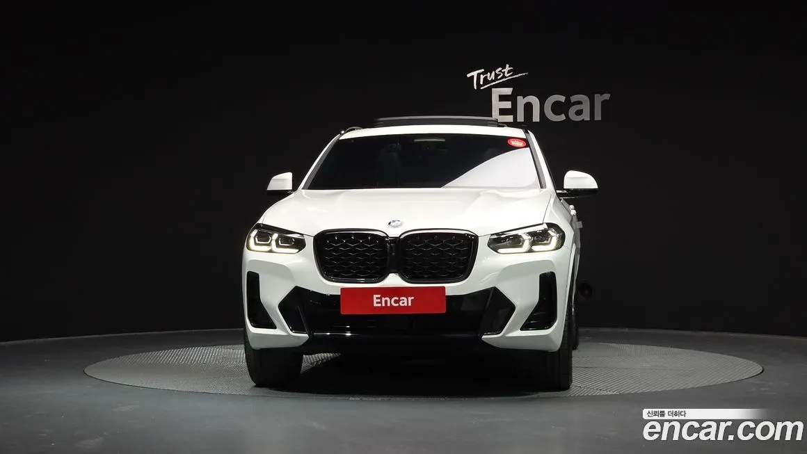 BMW X4 2025 из KR, фото 3
