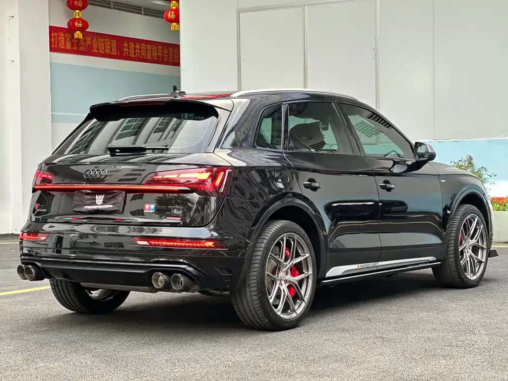 Audi Q5L 2022 из CN, фото 9