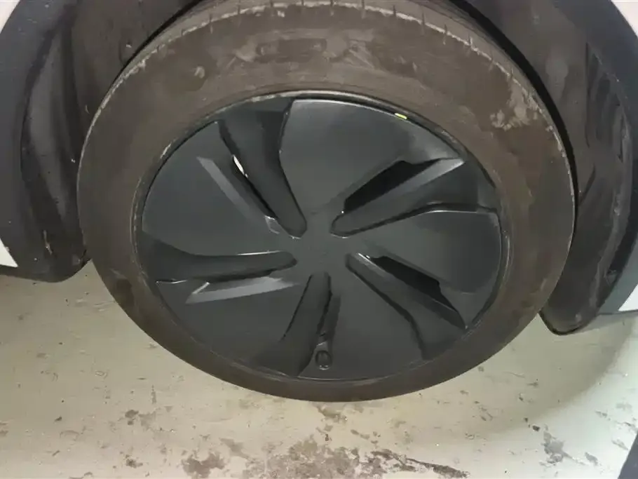Tesla Model Y 2025 из CN, фото 10