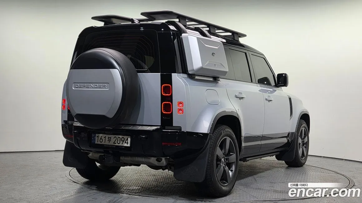 Land Rover Defender 2024 из KR, фото 8