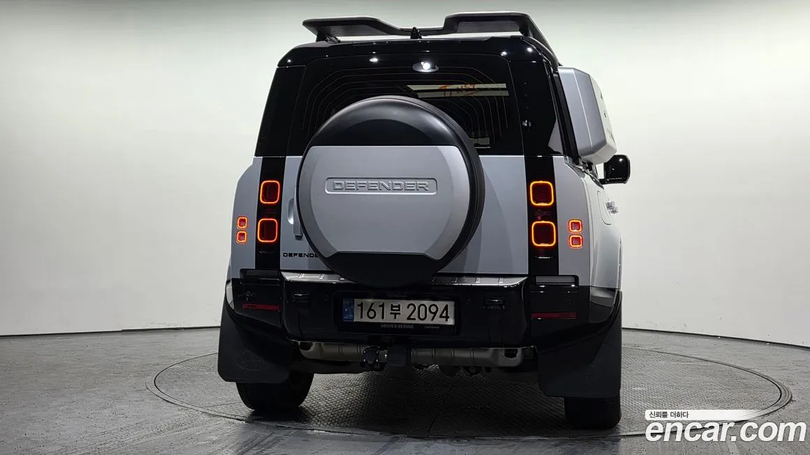 Land Rover Defender 2024 из KR, фото 5