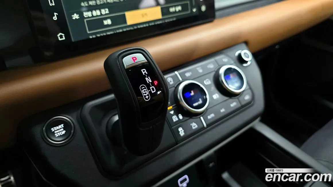 Land Rover Defender 2024 из KR, фото 4