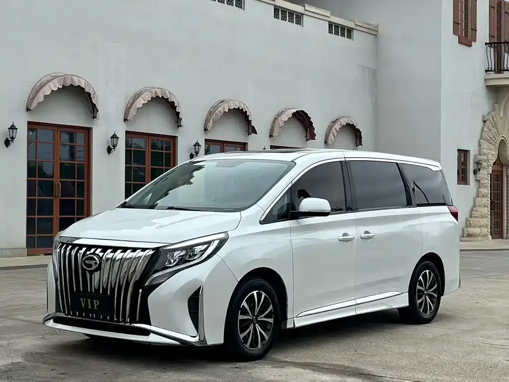 GAC Motor Trumpchi M8 — фото 1