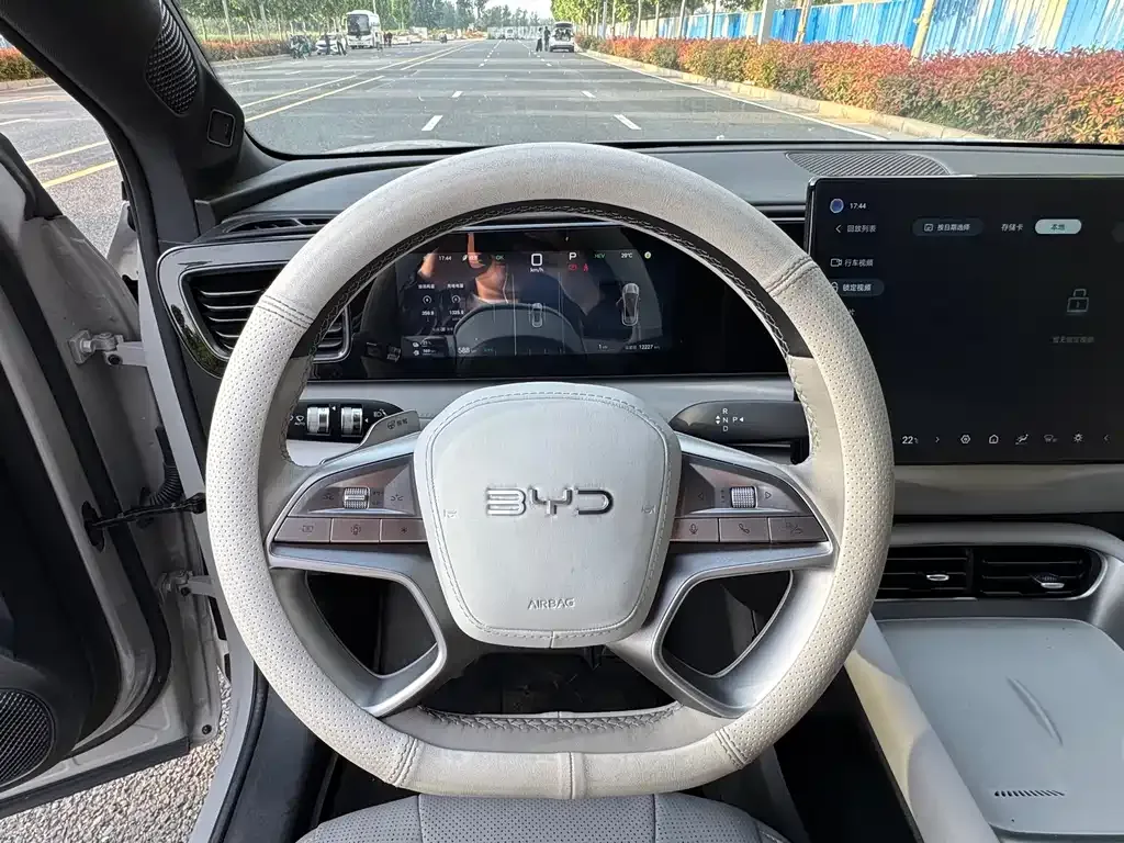 BYD Hiace 06 2025 из CN, фото 8