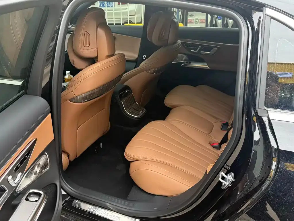 Mercedes-Benz E-Class 2026 из CN, фото 8