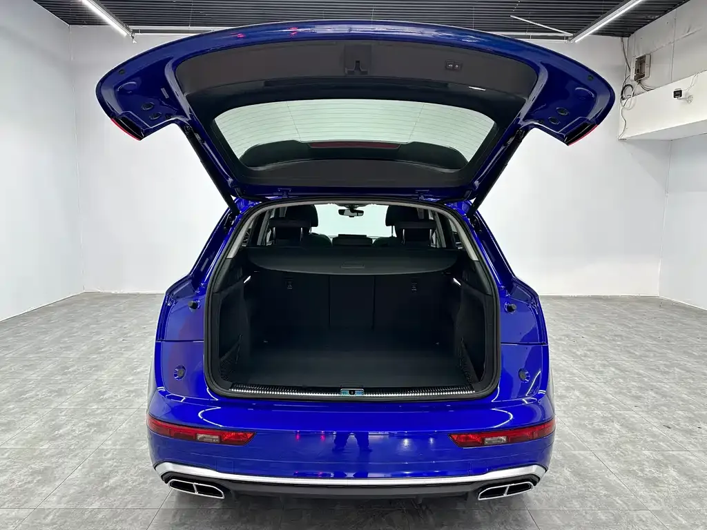 Audi Q5L 2021 из CN, фото 7