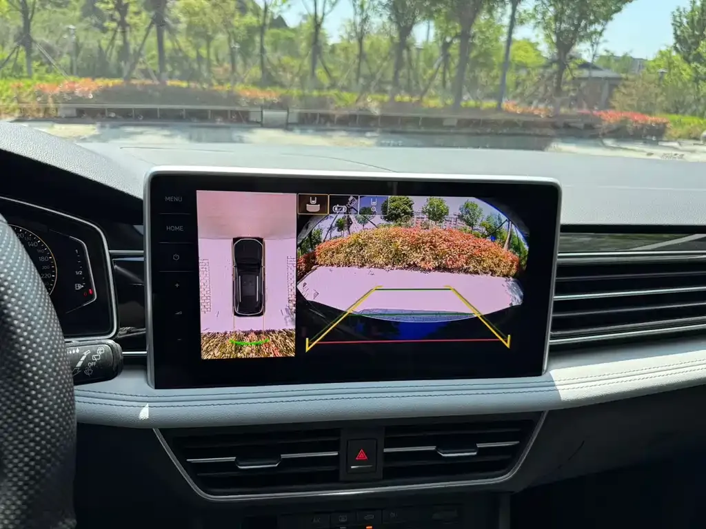 Volkswagen Tiguan L 2023 из CN, фото 8