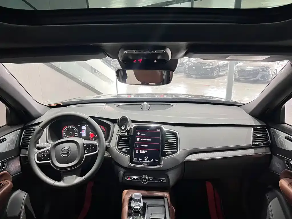 Volvo XC90 PHEV 2021 из CN, фото 3