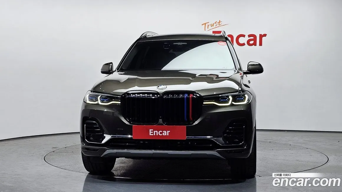 BMW X7 2022 из KR, фото 2
