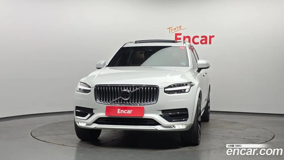Volvo XC90 2023 из KR, фото 3