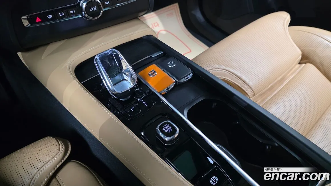 Volvo XC90 2023 из KR, фото 10