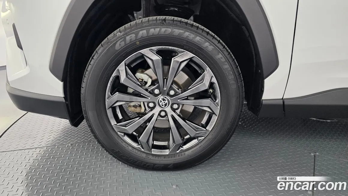 Toyota RAV4 2024 из KR, фото 6