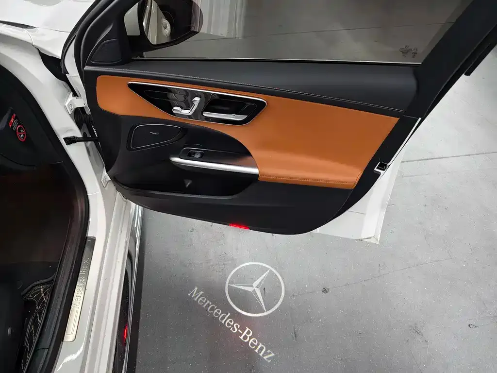 Mercedes-Benz C-Class 2024 из CN, фото 3