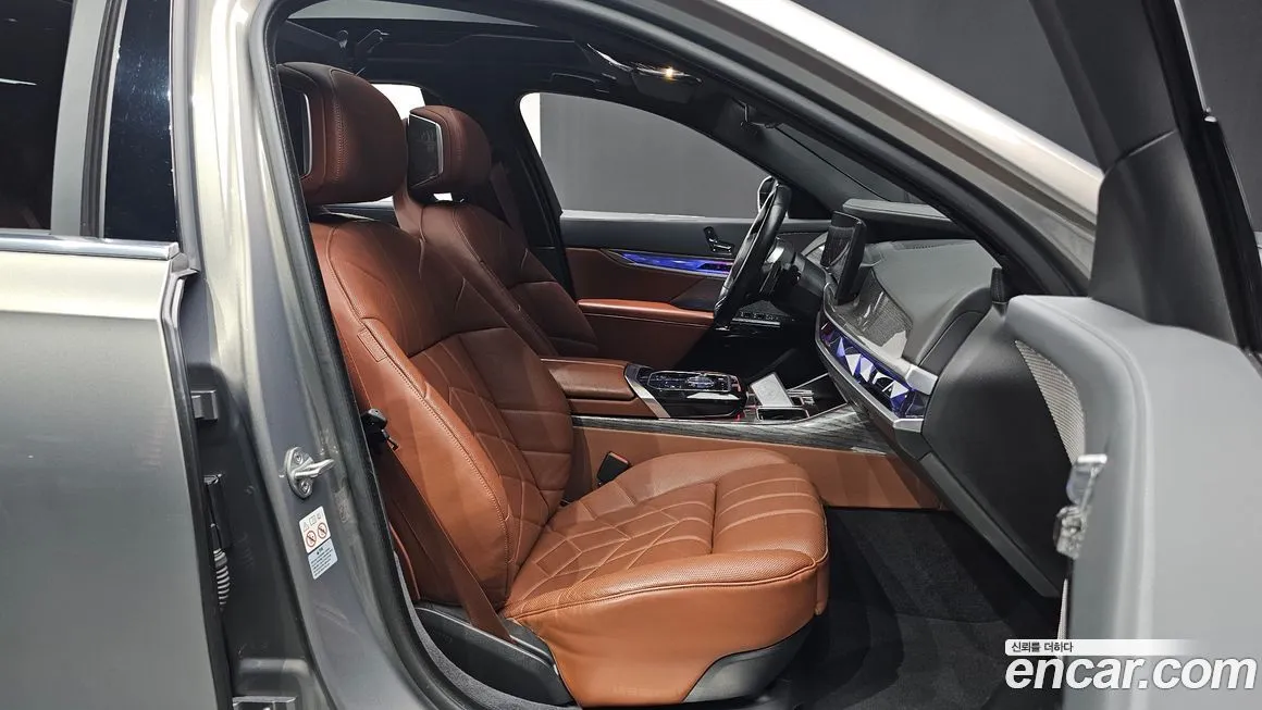 BMW 7-Series 2024 из KR, фото 10
