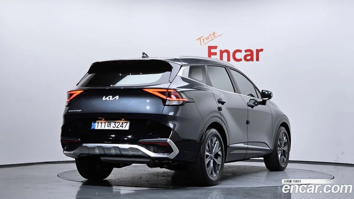 Kia Sportage — фото 10