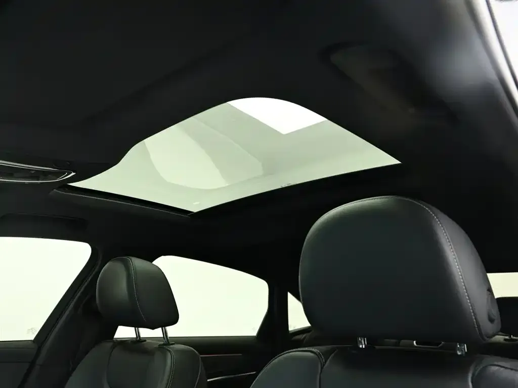 Audi A6L 2022 из CN, фото 6