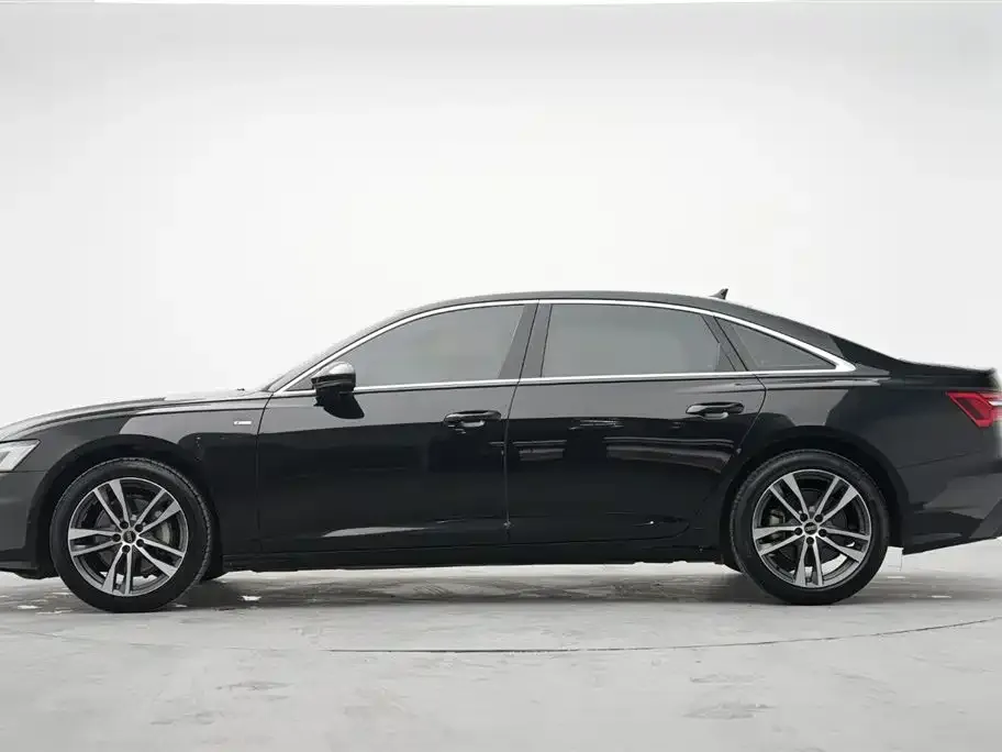 Audi A6L 2022 из CN, фото 3