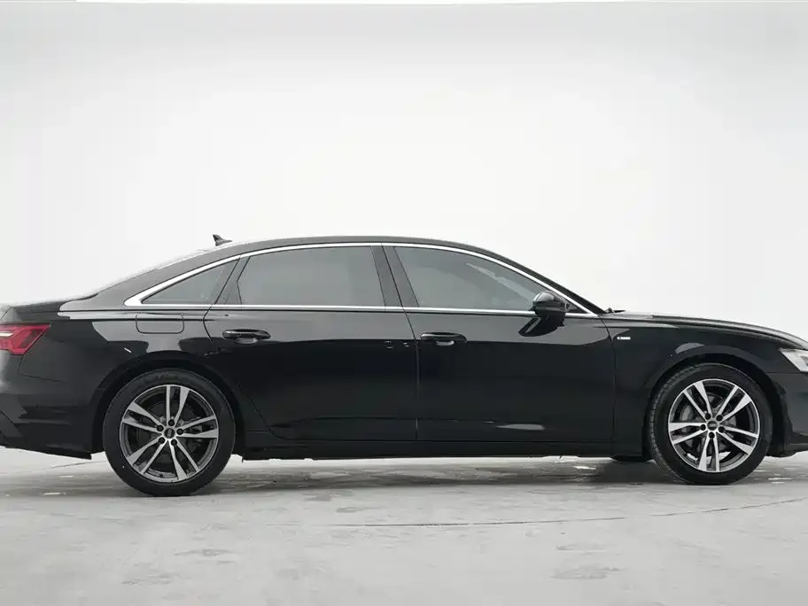 Audi A6L 2022 из CN, фото 2