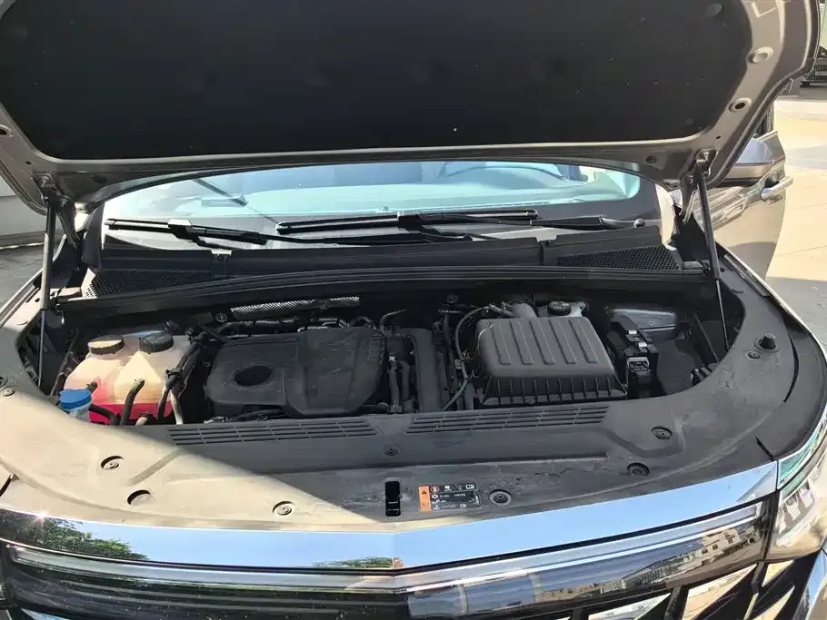 Roewe iMAX8 New Energy 2024 из CN, фото 10