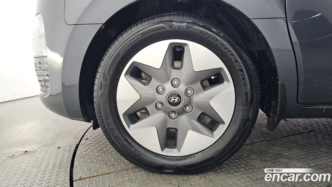 Hyundai Staria — фото 4
