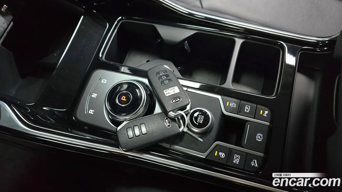 Kia Sorento — фото 8
