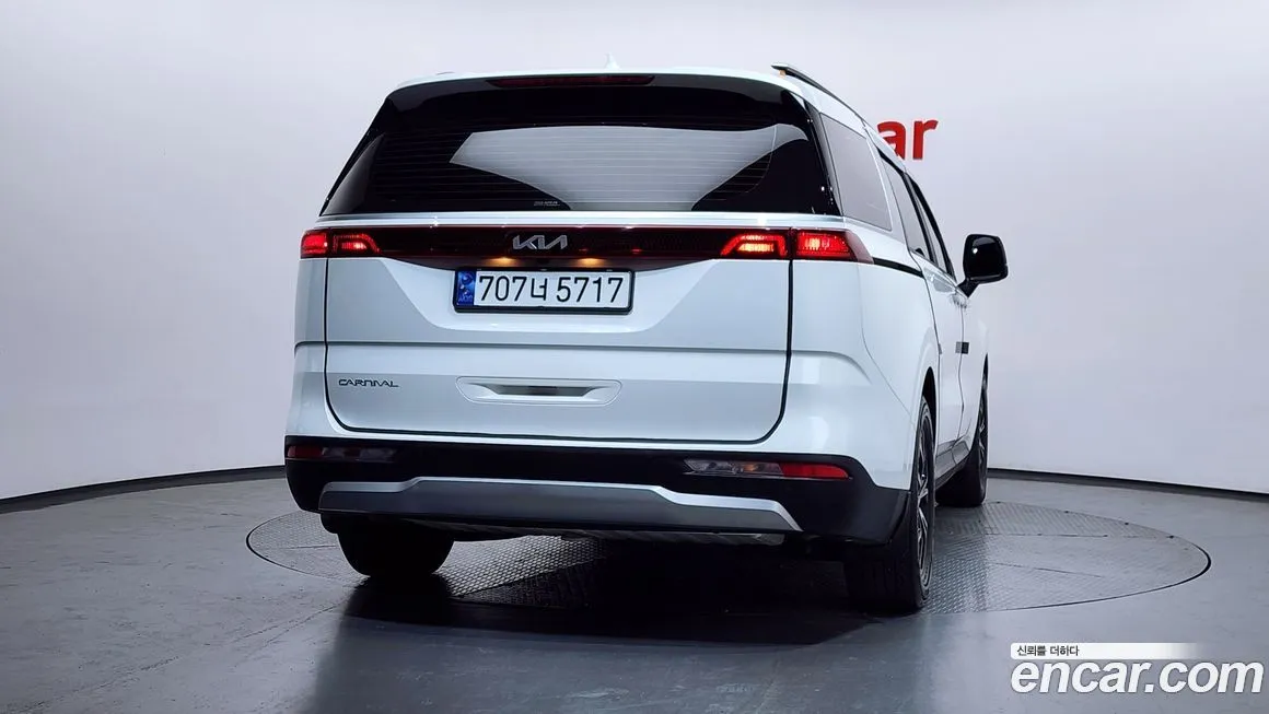 Kia Carnival 2023 из KR, фото 2