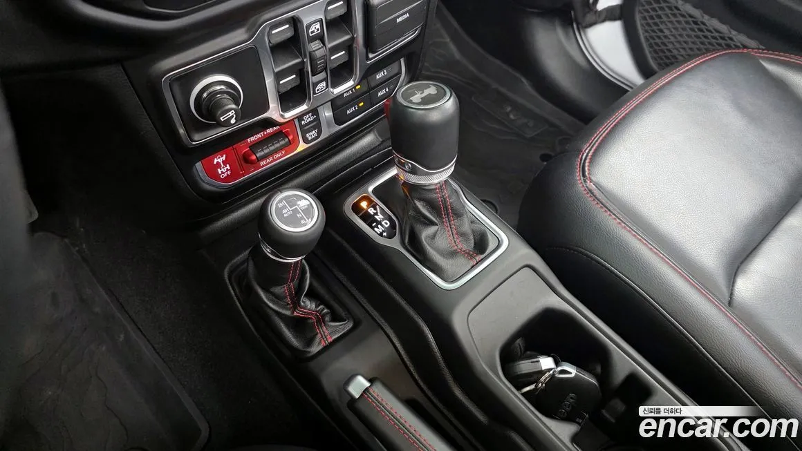 Jeep Wrangler 2021 из KR, фото 4