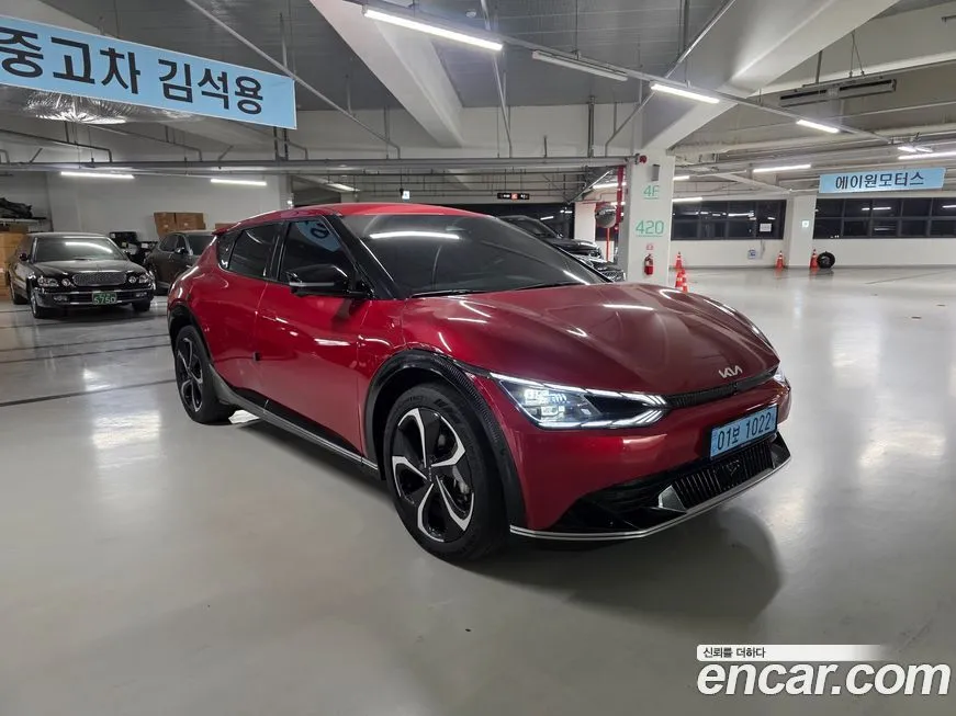 Kia EV6 2023 из KR, фото 2