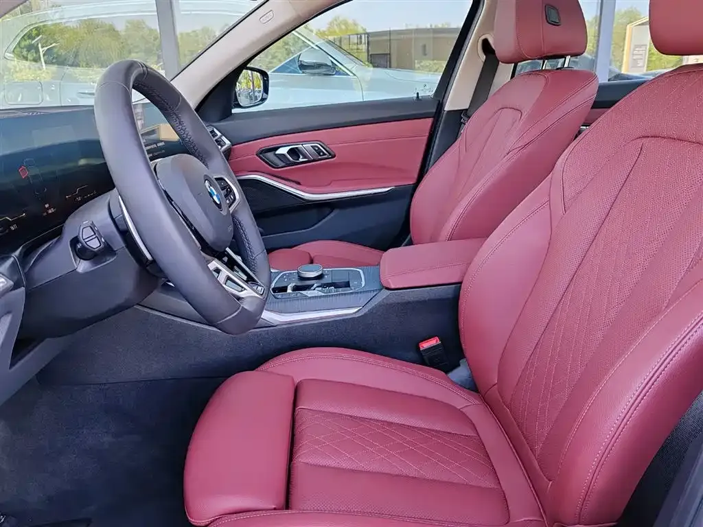 BMW 3 Series 2025 из CN, фото 5