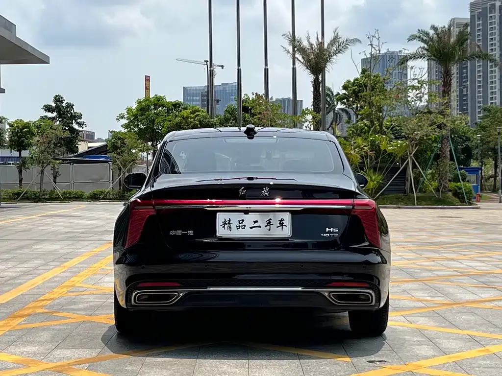 Hongqi H5 — фото 6